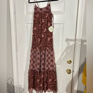 NWT tiered maxi dress